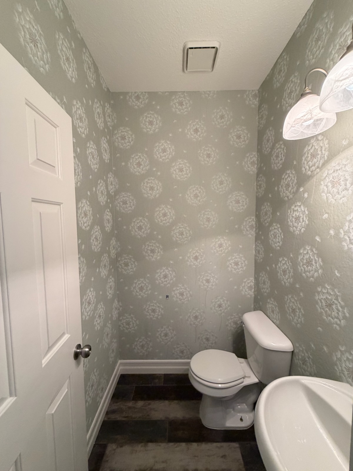 Interior installation by Wallpaper Elegance